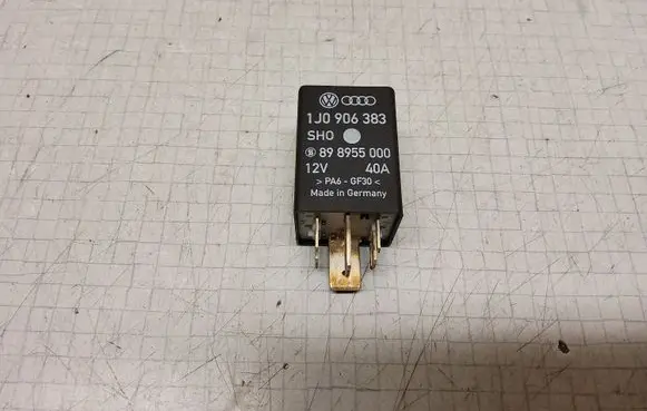 Volkswagen Golf IV Other relay 1J0906383 898955000