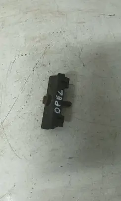 Opel Vectra C Battery bracket 09115187 0086022