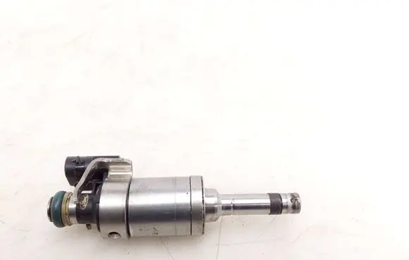 Ford Turneo Courier Fuel injector 0261500221