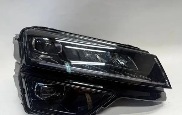 Skoda Karoq Headlight/headlamp 57B941016 57B91016F