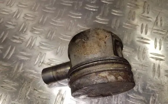 Renault Laguna I Piston 