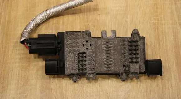 Opel Antara Coolant fan relay 20787305