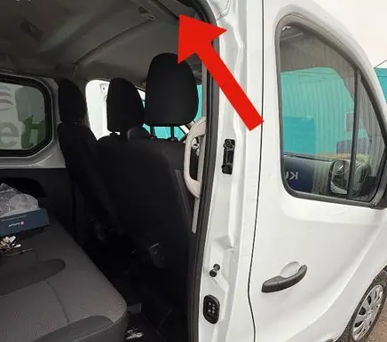 Opel Vivaro Headlining roof cover 8200164234 91169466