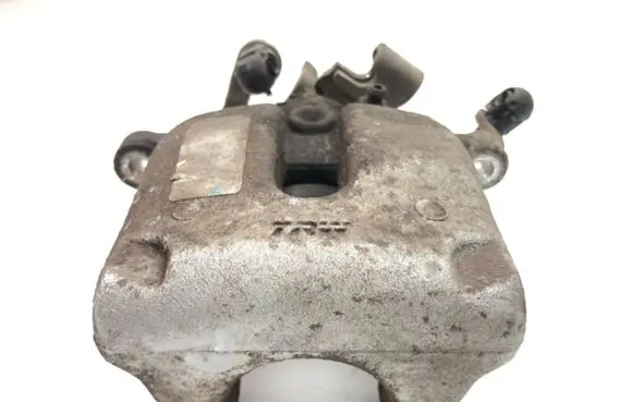 Peugeot 5008 Rear brake caliper