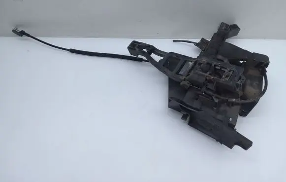 Ford Focus C-MAX Rear door lock 2400001