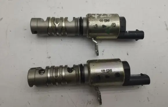 Audi A1 Camshaft vanos timing valve 04E906455D