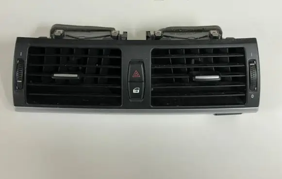 BMW X5 E70 Dash center air vent grill 011779401
