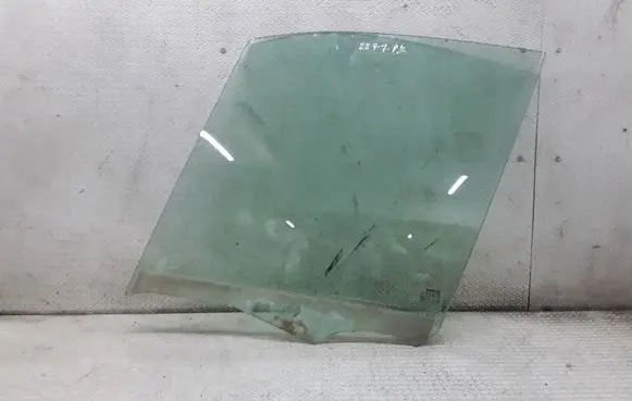 Renault Scenic II - Grand scenic II Front door window glass four-door