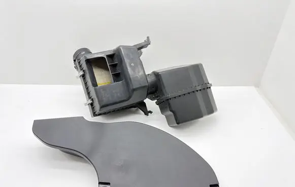 Subaru Outback (BT) Air filter box