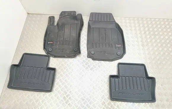 Opel Zafira B Car floor mat set 