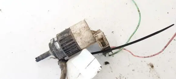 Ford Maverick Windscreen/windshield washer pump