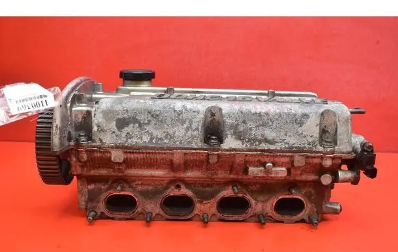 Hyundai Santa Fe Engine head