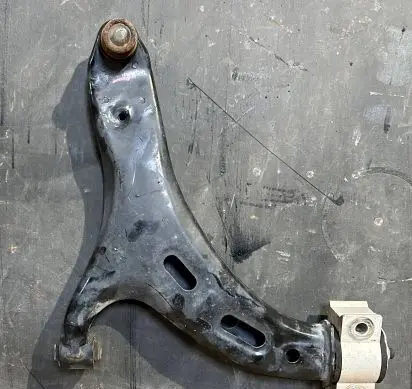 Subaru Outback (BS) Front lower control arm/wishbone