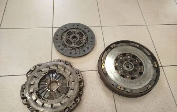 Mercedes-Benz Vito Viano W639 Clutch set kit 324028410