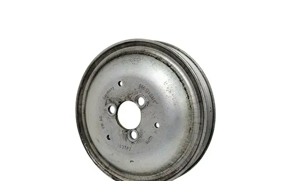 Audi A8 S8 D4 4H Water pump pulley 06E121031E