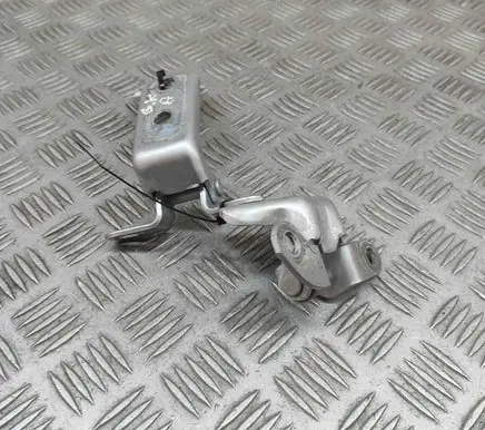 Lexus IS 220D-250-350 Rear door hinge set 6878052030 6876020120