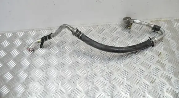 Air conditioning (A/C) pipe/hose