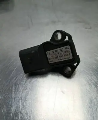 Volkswagen PASSAT B6 Air pressure sensor 038906051C 0281002401