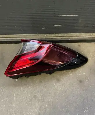 Toyota C-HR I Rear/tail lights 81550-F4120-00