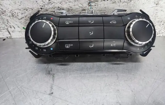 Mercedes-Benz A W176 Other switches/knobs/shifts A2469002208