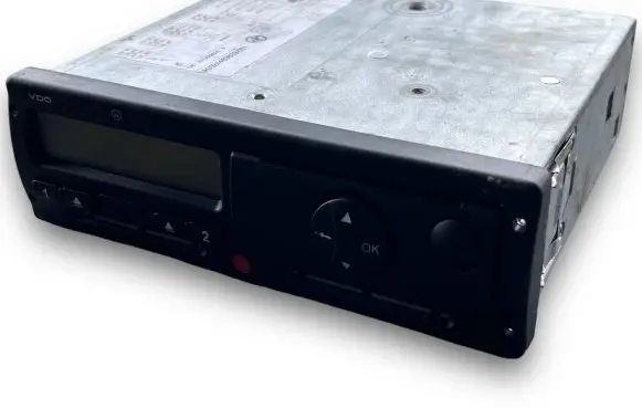 Mercedes-Benz 280 560 W126 Central body control module TACH18 A0024463633