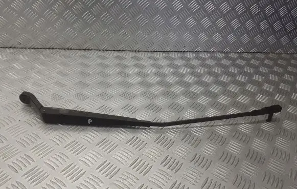 Peugeot 407 Front wiper blade arm