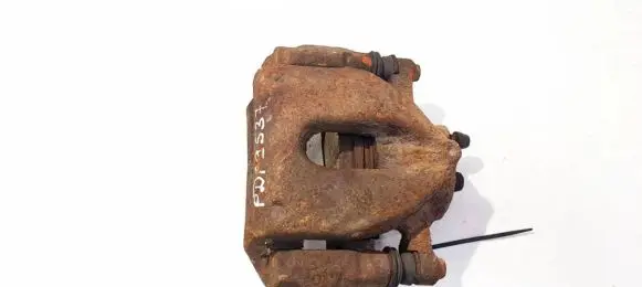 Toyota Auris 150 Front brake caliper