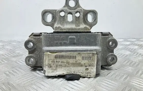 Volkswagen Scirocco Engine mount bracket 1K0199555AQ