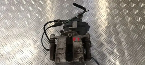 BMW 5 G30 G31 G38 Rear brake caliper 32407B