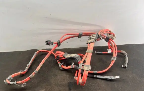 Audi A6 S6 C7 4G Positive cable (battery) 4G0971225J 26072013 TAB004781FN