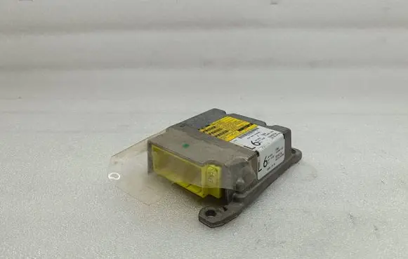 Toyota Corolla E120 E130 Airbag control unit/module 8917002390 10750039MC 211082103
