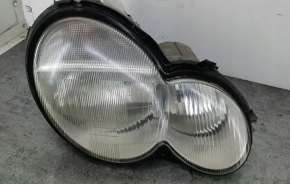 Mercedes-Benz C W203 Headlight/headlamp 150846-00RE