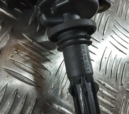 Mercedes-Benz S W221 High voltage ignition coil A27215901