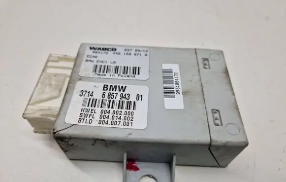 BMW 5 F10 F11 Air suspension control unit module (rear) 6857943 004002000 004014002