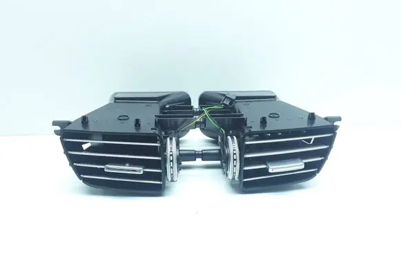Mercedes-Benz E W212 Dash center air vent grill A2128303154