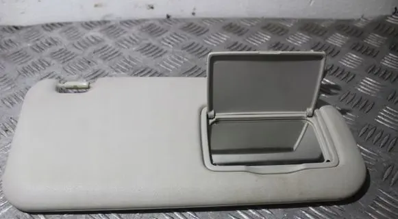 Mazda 2 Sun visor
