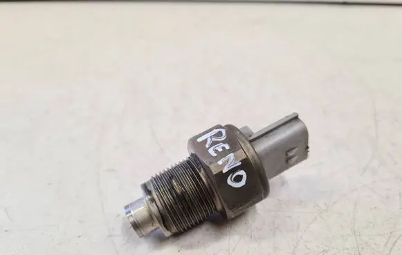 Fuel pressure sensor