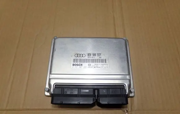 Audi A6 S6 C5 4B Engine control unit/module 0261207285