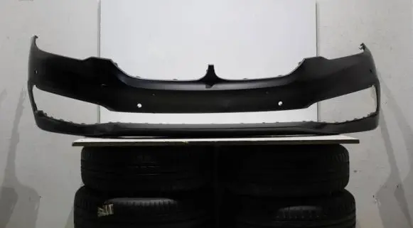 BMW 5 G30 G31 Front bumper 7385336 72758411