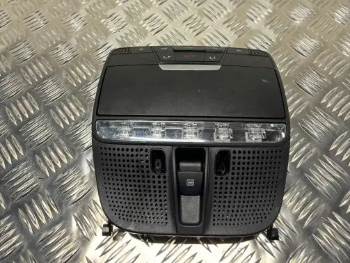 Mercedes-Benz C W205 Front seat light A0008275323 A0009068503 30S1011831701