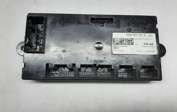 Volkswagen Golf VIII Air conditioner control unit module 5WA907727S
