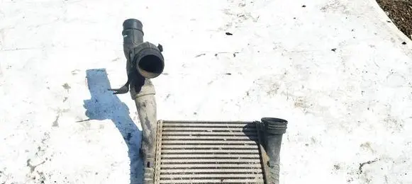 Audi Q7 4L Intercooler radiator 7L6145803D