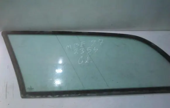 Mercedes-Benz E W210 Rear side window