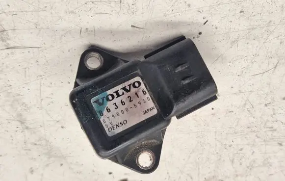 Volvo V70 Air pressure sensor 8636216