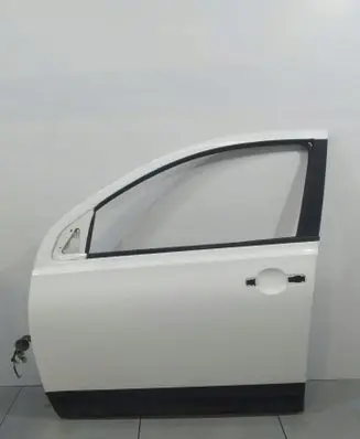Nissan Qashqai Front door 