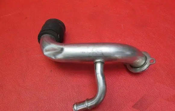 BMW 1 E81 E87 Engine coolant pipe/hose 7552389