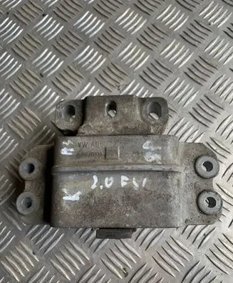 Audi A3 S3 A3 Sportback 8P Engine mount bracket 1K0199555M