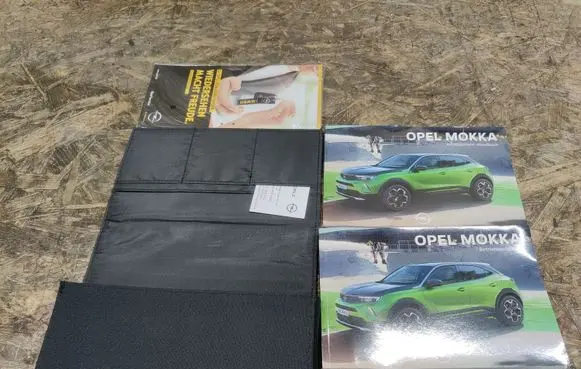Opel Mokka B Owners service history hand book 