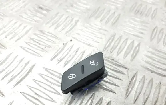 Volkswagen Golf VI Central locking switch button 1K0962126B