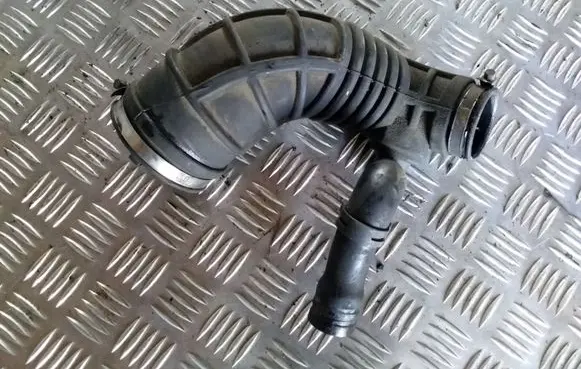 Opel Vectra C Turbo air intake inlet pipe/hose